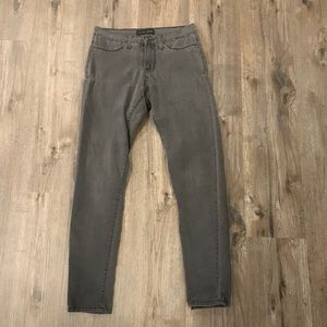 Flying Monkey pants size 27